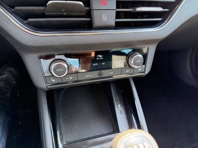 Skoda Kamiq 1.5 TSI Clever AHK — slika 9