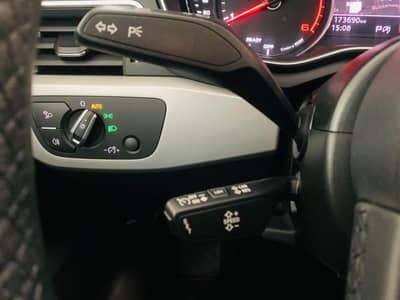 Audi A4 Avant 35 TDI S tronic°PANO°KAM°SHZ°Sportsitze — slika 13