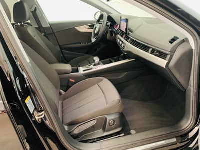Audi A4 Avant 35 TDI S tronic°LED°SHZ°NAVI°PDC°1.Hd° — slika 21