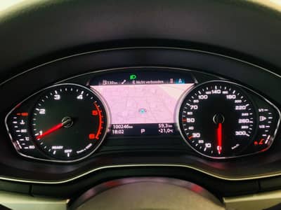 Audi A4 Avant 35 TDI S tronic°LED°SHZ°NAVI°PDC°1.Hd° — slika 11
