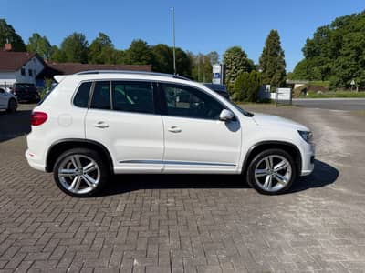 Volkswagen Tiguan 2.0 TDI Sport&Style 4M R LINE AHK XEN DSG — slika 4