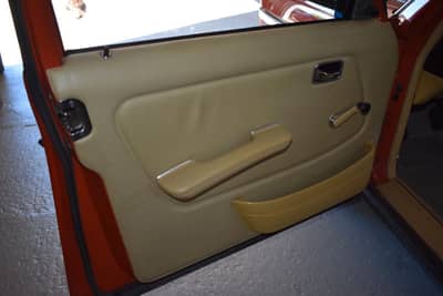 Mercedes-Benz E 250 6 Zylinder Benziner Zustand Top BRD H-Zula — slika 9