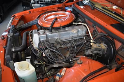 Mercedes-Benz E 250 6 Zylinder Benziner Zustand Top BRD H-Zula — slika 22