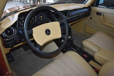 Mercedes-Benz E 250 6 Zylinder Benziner Zustand Top BRD H-Zula — slika 11