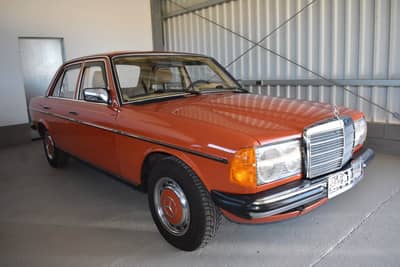Mercedes-Benz 250 6 Zylinder Benziner Zustand Top BRD H-Zulass — slika 5