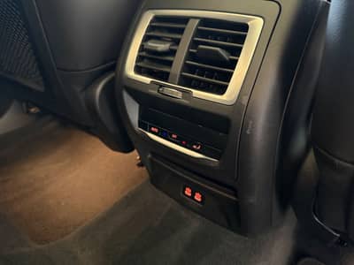 BMW iX3 Impressive PANO HEADUP M-SPORTPAKET — slika 9