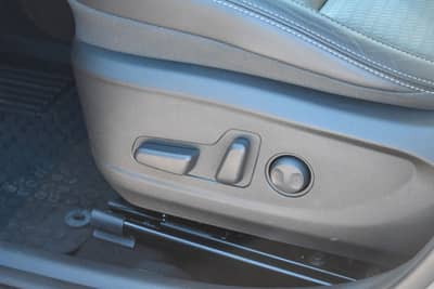 Hyundai Kona Premium 4WD HUD LED ACC Automatik 1.Hand — slika 12