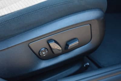 BMW 530 i Touring xDrive AHK Panorama LED Kamera — slika 15