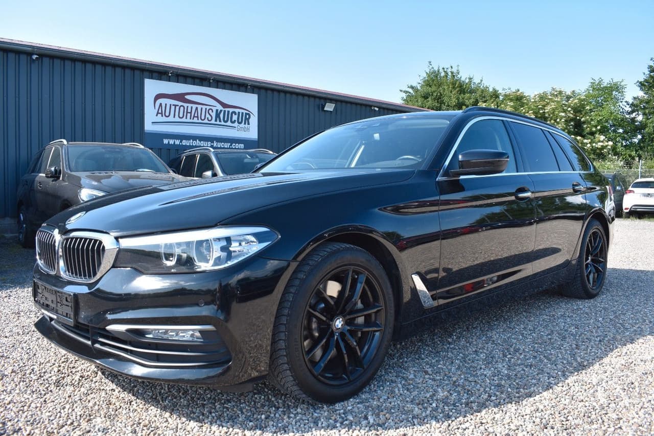 BMW 530 i Touring xDrive AHK Panorama LED Kamera — slika 1
