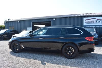 BMW 530 i Touring xDrive AHK Panorama LED Kamera — slika 5