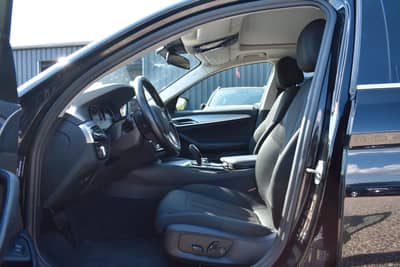 BMW 530 i Touring xDrive AHK Panorama LED Kamera — slika 10