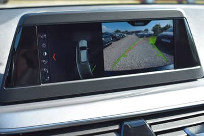 BMW 530 i Touring xDrive AHK Panorama LED Kamera — slika 29