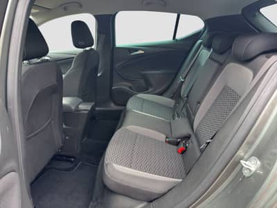 Opel Astra K LIMO.LED+CARPLAY+KLIMA+PDC+SPORTSIT+1.HD — slika 17