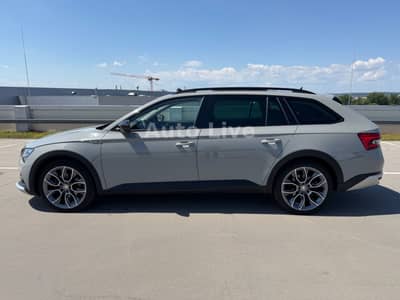 Skoda Superb 2.0 TDI*4x4*SCOUT*DSG*VIR*PANO*MATRIX*AHK — slika 2