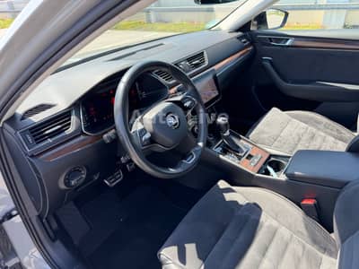 Skoda Superb 2.0 TDI*4x4*SCOUT*DSG*VIR*PANO*MATRIX*AHK — slika 22