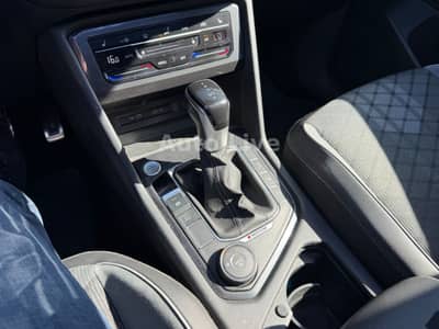 Volkswagen Tiguan Allspace 2.0 TDI DSG*4M*R LINE*7-STZE*VOL — slika 29