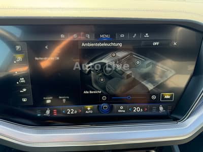 Volkswagen Touareg 3.0 TSI*R LINE*BlackS*PAN*MATRI*LUFT*VOL — slika 35