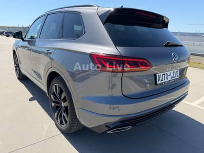Volkswagen Touareg 3.0 TSI*R LINE*BlackS*PAN*MATRI*LUFT*VOL — slika 3