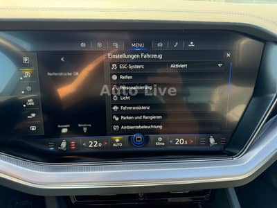 Volkswagen Touareg 3.0 TSI*R LINE*BlackS*PAN*MATRI*LUFT*VOL — slika 28