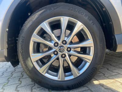 Toyota RAV4 Edition-S Nav/LED/AHK/Kamera/Spur/Allwetter — slika 19