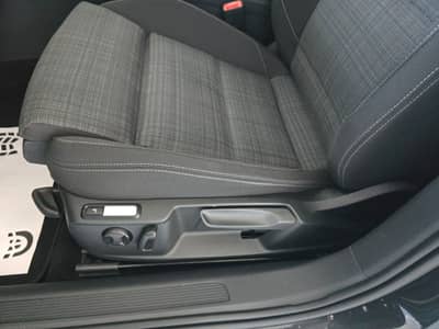 Volkswagen Passat Variant Business — slika 14