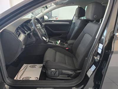 Volkswagen Passat Variant Business — slika 13