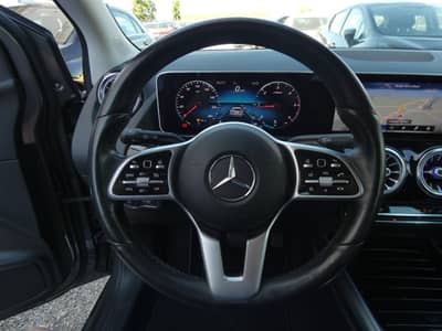 Mercedes-Benz B 180 d Aut LED Navi WIDESCREEN Teilleder RFK — slika 15