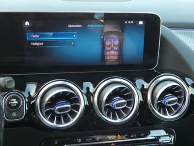 Mercedes-Benz B 180 d Aut LED Navi WIDESCREEN Teilleder RFK — slika 13