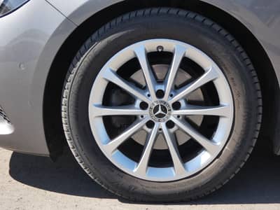 Mercedes-Benz B 180 d Aut LED Navi WIDESCREEN Teilleder RFK — slika 21