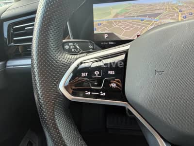 Volkswagen Touareg 3.0 TDI*R LINE*BlackS*PAN*MATRI*LUFT*VOL — slika 21