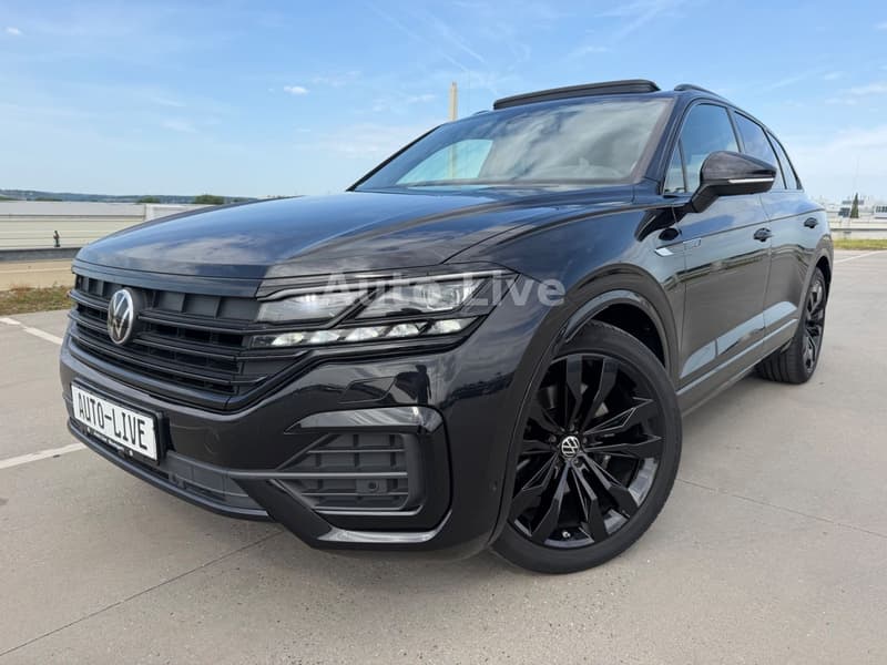 Volkswagen Touareg 3.0 TDI*R LINE*BlackS*PAN*MATRI*LUFT*VOL