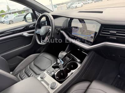 Volkswagen Touareg 3.0 TDI*R LINE*BlackS*PAN*MATRI*LUFT*VOL — slika 18