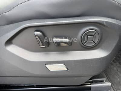 Volkswagen Touareg 3.0 TDI*R LINE*BlackS*PAN*MATRI*LUFT*VOL — slika 17