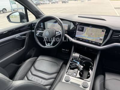 Volkswagen Touareg 3.0 TDI*R LINE*BlackS*PAN*MATRI*LUFT*VOL — slika 20