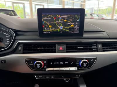 Audi A4 Lim. 35 TDI S-Line ACC LED PDC — slika 19