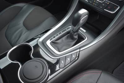 Ford Mondeo Turnier ST-Line Automatik Kamera Navi — slika 22