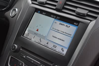 Ford Mondeo Turnier ST-Line Automatik Kamera Navi — slika 24