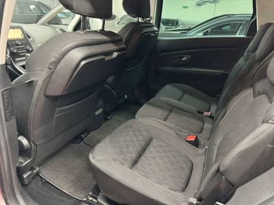 Renault Scenic IV Grand Limited/7 Sitze/Navi/Kamera/TOP — slika 17