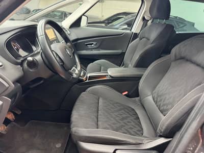 Renault Scenic IV Grand Limited/7 Sitze/Navi/Kamera/TOP — slika 12