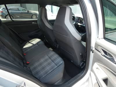 Volkswagen Golf 2.0 TDI DSG GTD LED+ Navi ACC 1-Hand 18" — slika 7