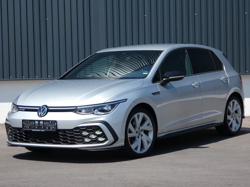 Volkswagen Golf 2.0 TDI DSG GTD LED+ Navi ACC 1-Hand 18"