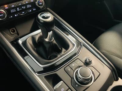 Mazda CX-5 Signature+ 2WD°KAMERA°-360°HUP°SHZ° — slika 16
