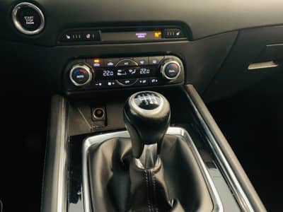 Mazda CX-5 Signature+ 2WD°KAMERA°-360°HUP°SHZ° — slika 11