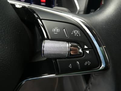 Skoda Octavia 2.0 TDI DSG Virtual Matrix Teilleder HUD — slika 17