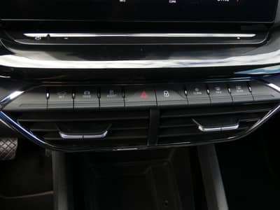 Skoda Octavia 2.0 TDI DSG Virtual Matrix Teilleder HUD — slika 19