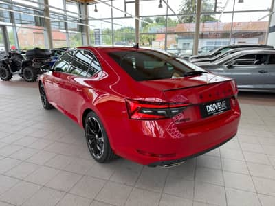 Skoda Superb Lim. Sportline 4x4 ACC LED PANO VIRTUAL — slika 7