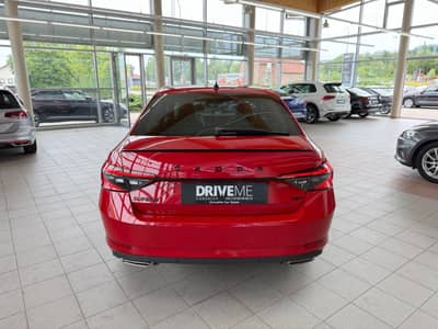 Skoda Superb Lim. Sportline 4x4 ACC LED PANO VIRTUAL — slika 9