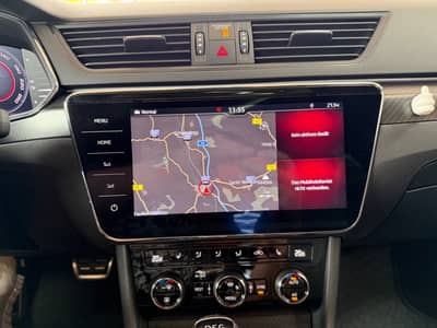 Skoda Superb Lim. Sportline 4x4 ACC LED PANO VIRTUAL — slika 20