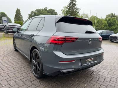 Volkswagen Golf VIII 1.5 eTSI R-Line BlackStyle Matrix Harm — slika 8