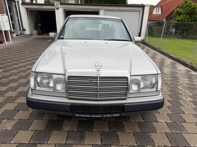 Mercedes-Benz 200E 1A ZUSTAND SAMMLERSTÜCK — slika 2